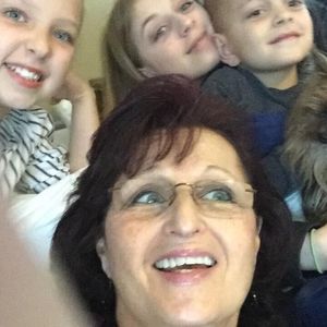 Meet your Posher, Catherine